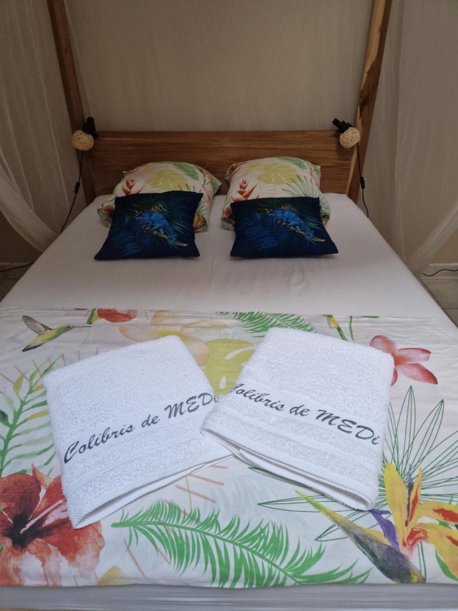 Bungalow Colibris De Medi Goyave Eksteriør billede